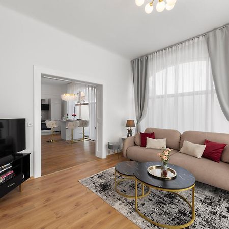 Liebelei Miesbach - Boutique-Apartment Mit Terrasse Im Zentrum Екстер'єр фото